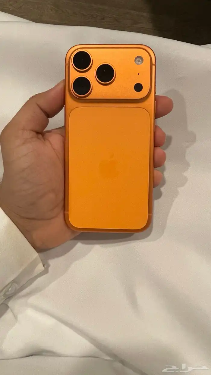 جوال ايفون 17 برو برتقالي 0