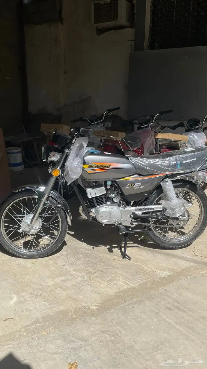 اكس 100 - AX100 احمر واسود ورصاصي وسلفر موديل 2026 يوجد تابي 3