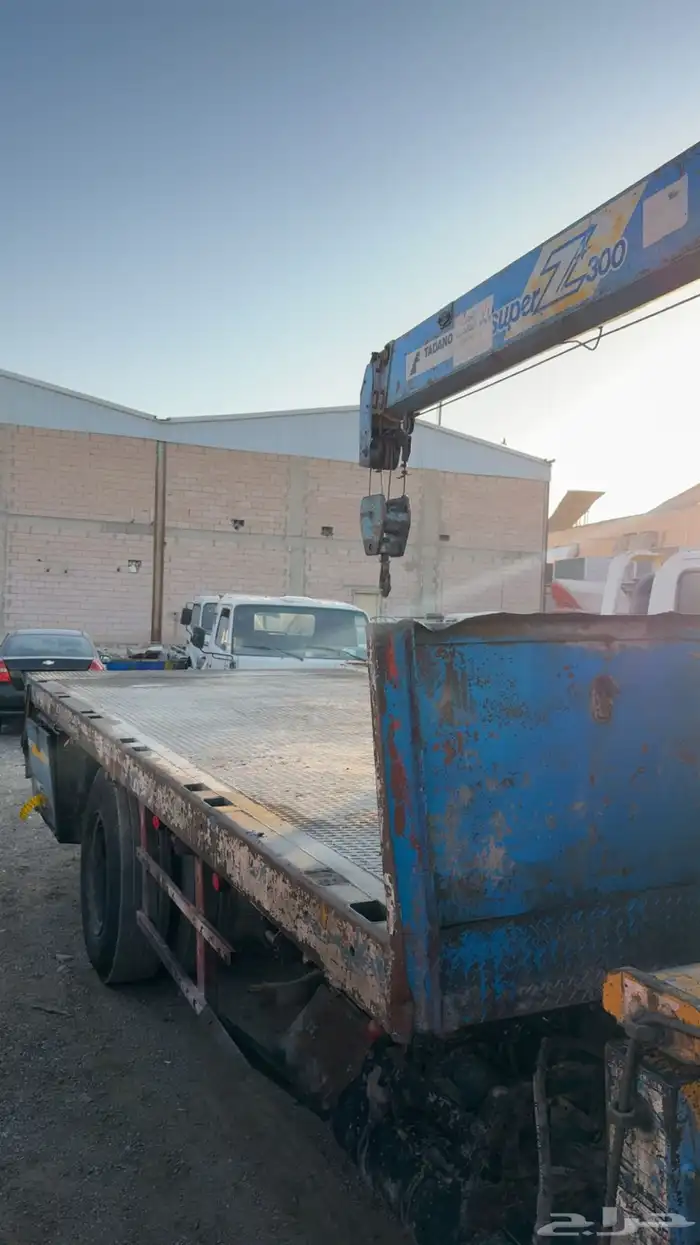 لوري ايسوزو 8 مسمار FSR موديل 2005 كرين 7