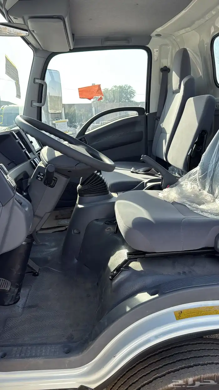 دينا ايسوزو موديل 2025 10