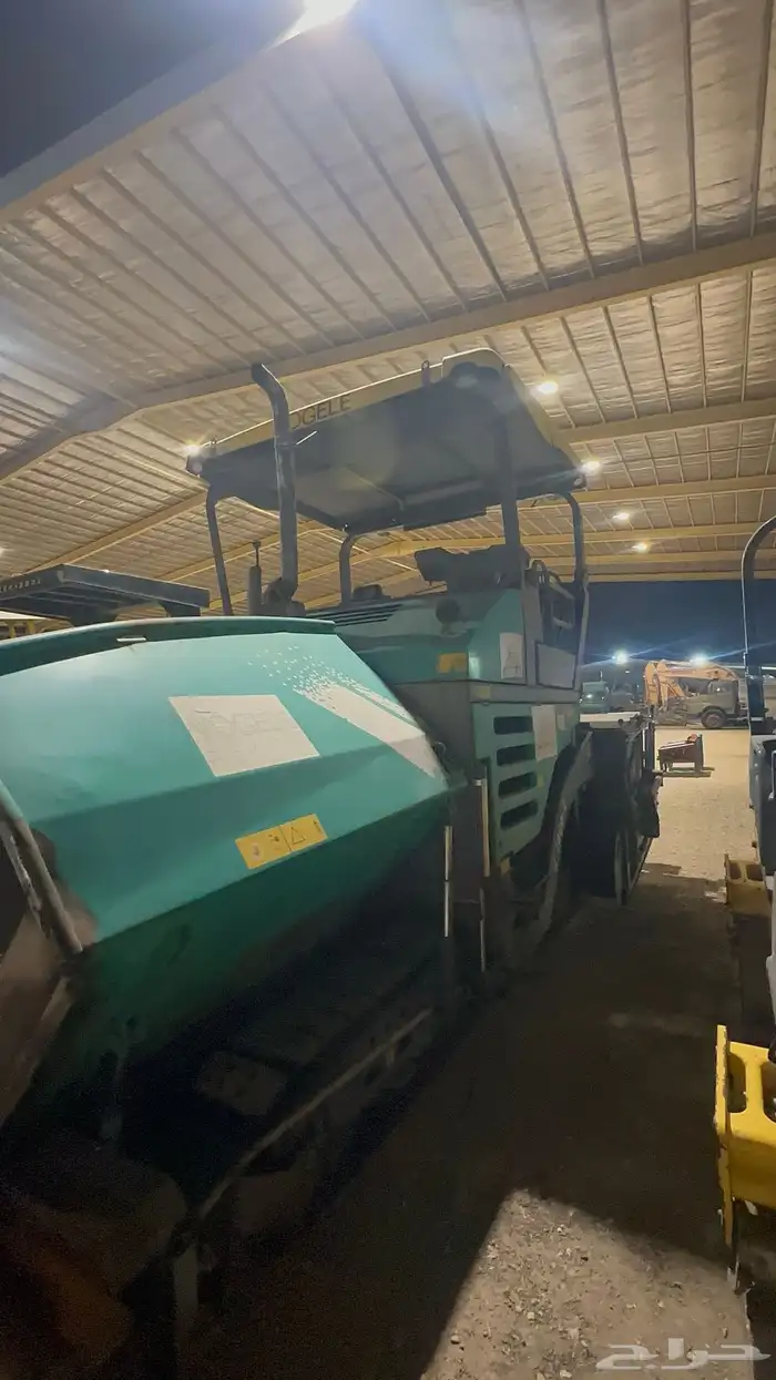 فرادة اسفلت Asphalt Group Paver Machine 1