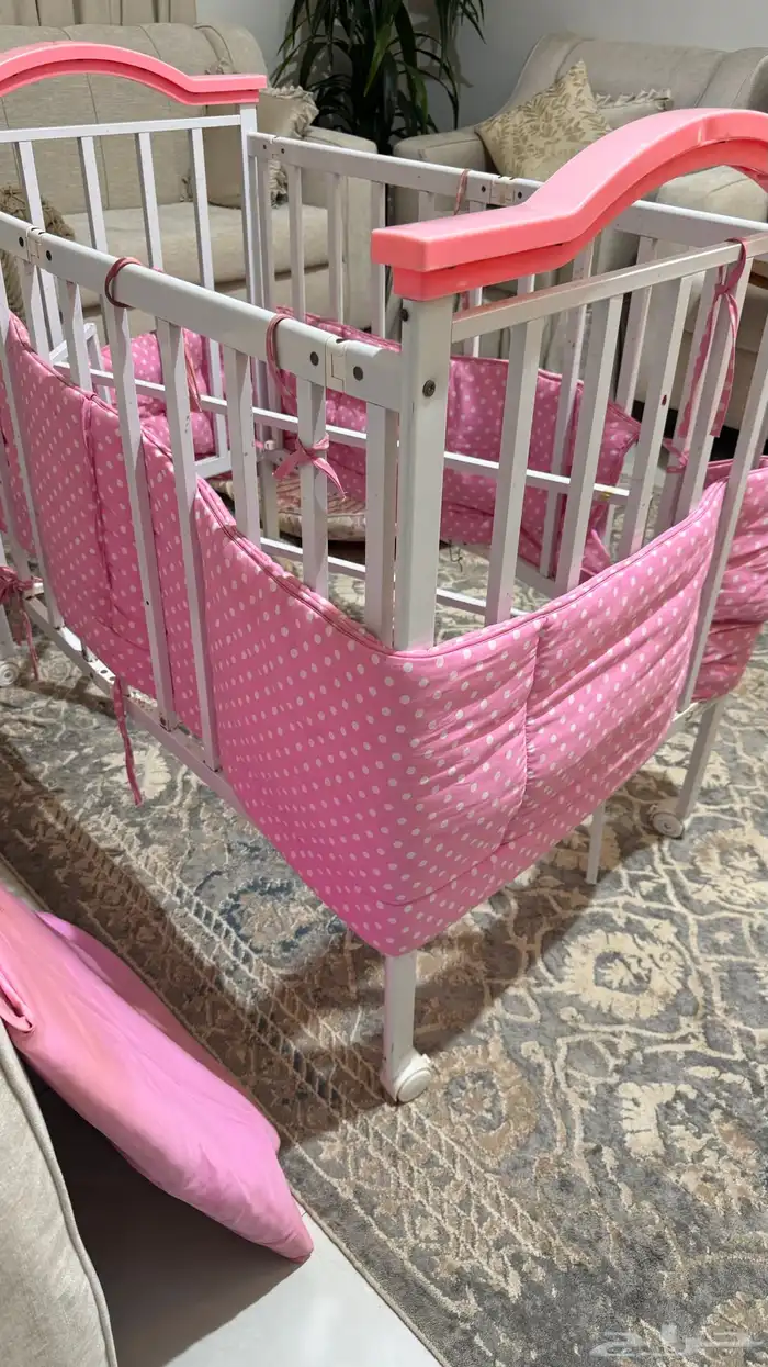 سرير أطفال 0