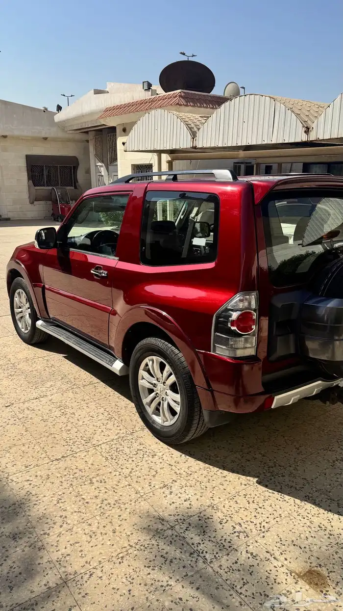 ميتسوبيشي باجيرو ربع 2