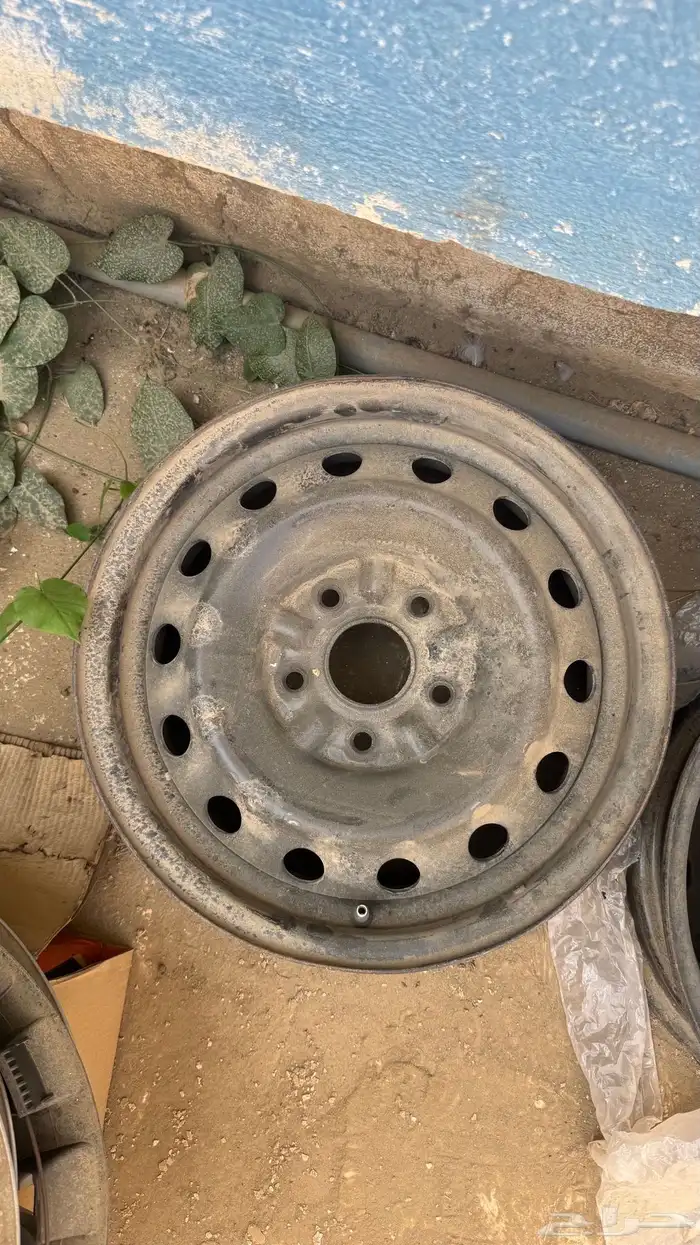 جنوط كامري 2006 مقاس 15 0