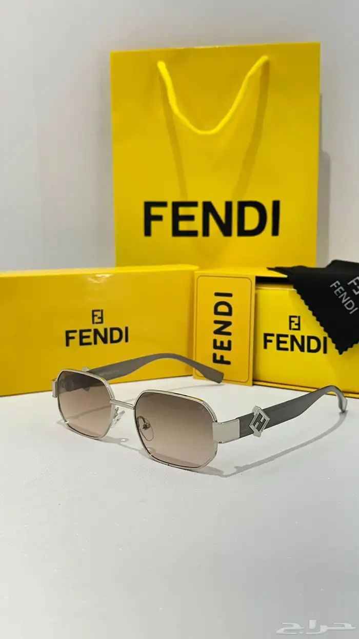 جديدنا للنظارات الشمسية الرجالية والنسائية الماركة 41