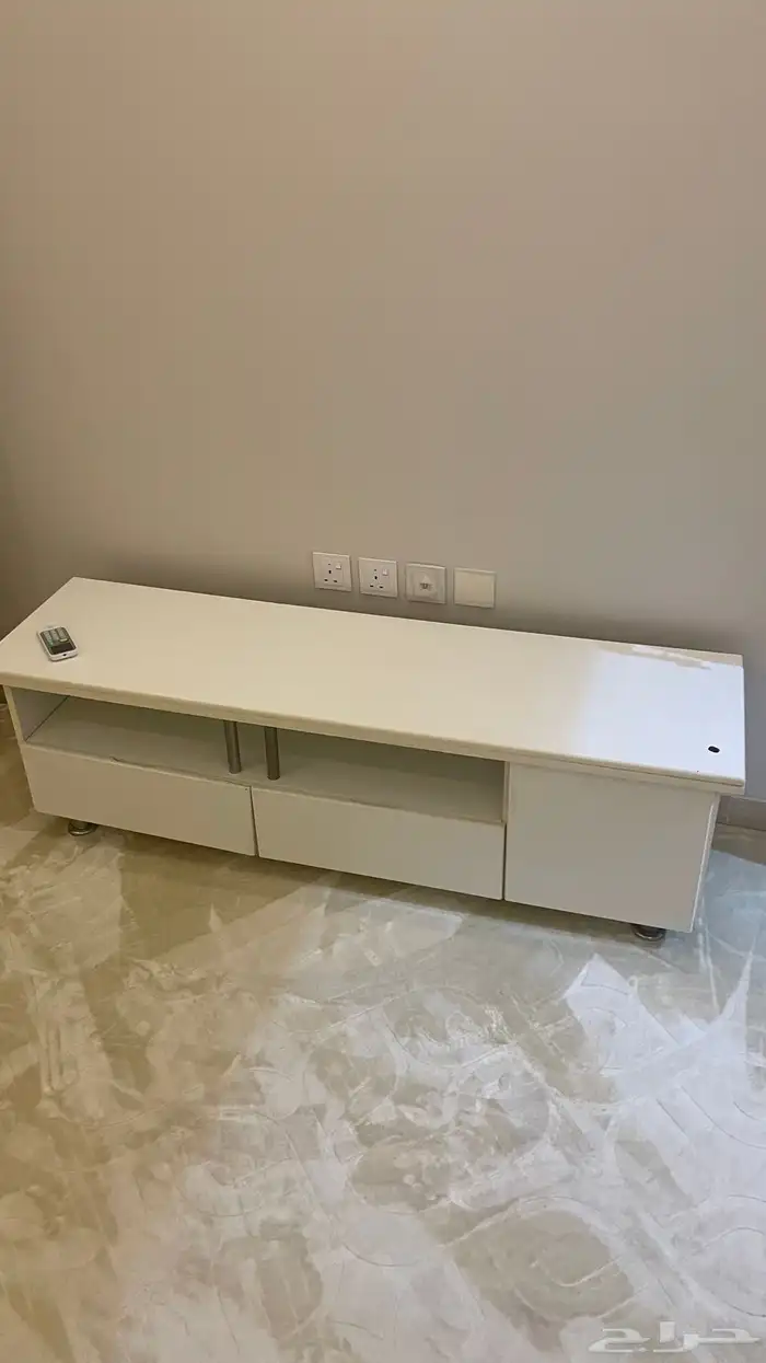 طاولة تلفزيون 0