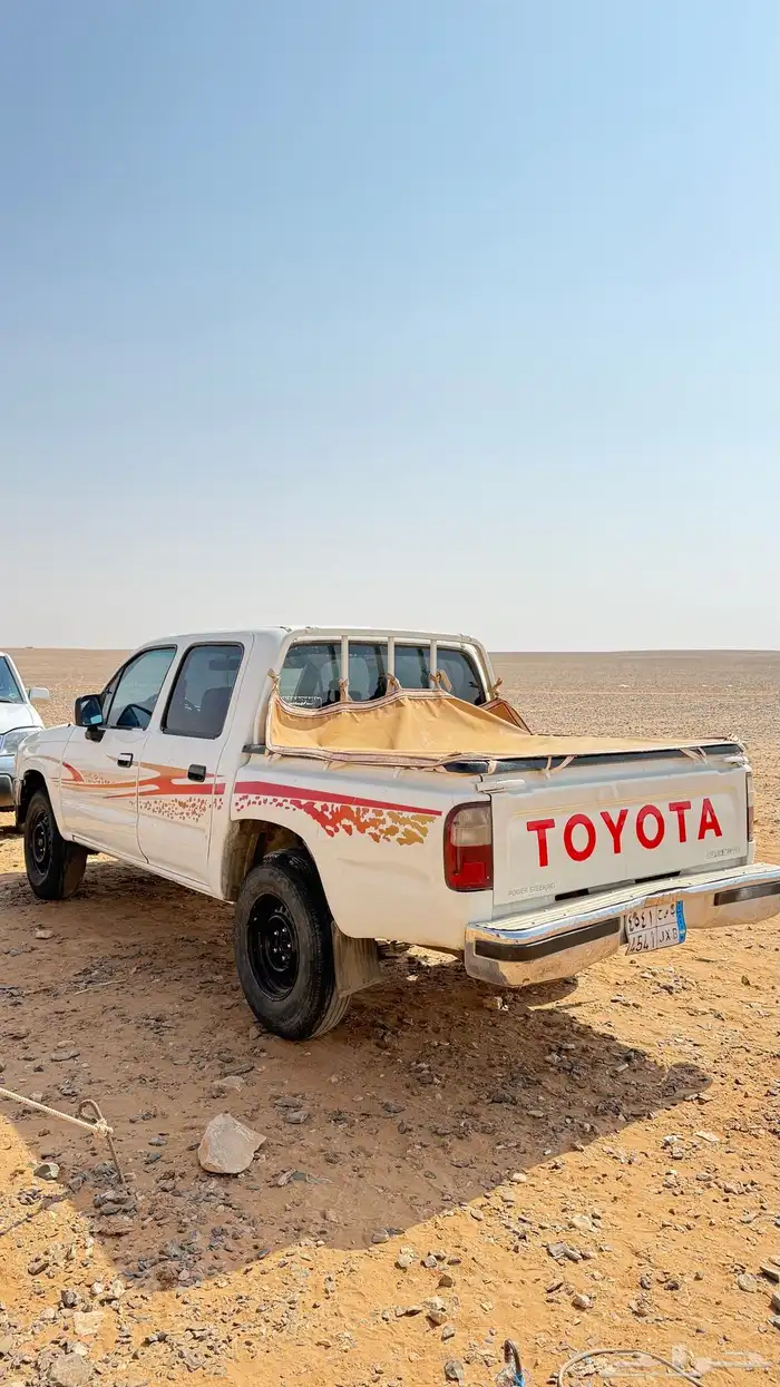 للبيع هيلوكس ديزل بدي رش تجميلي على نضفه فير شرط مكينه شرط 5