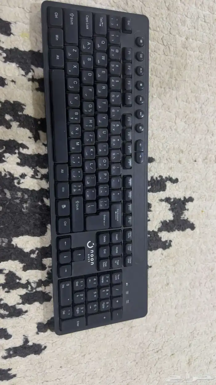 كيبورد جديد ونظيف على السوم 0