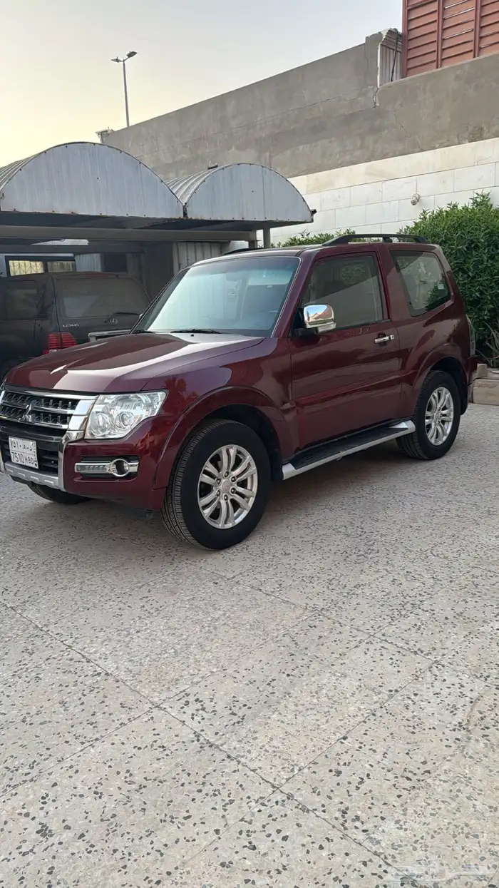 ميتسوبيشي باجيرو ربع 16