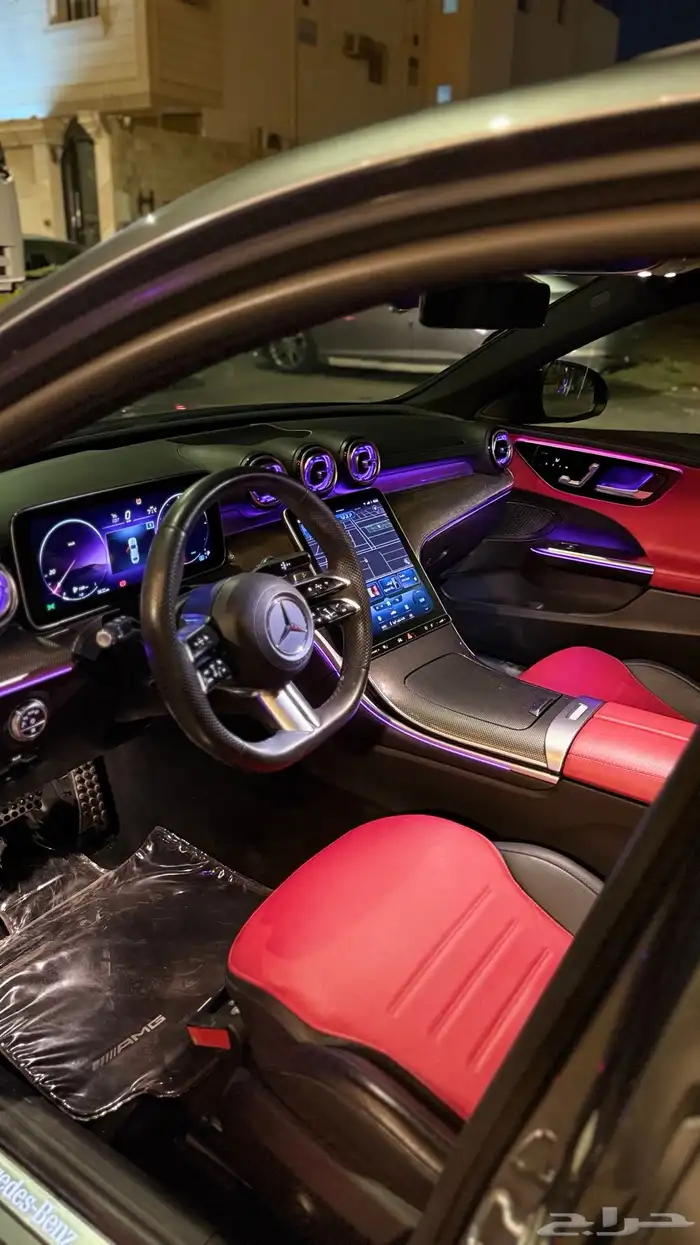 مرسيدس c300 مديل2023 ممشى17الف قابل لزيادة 20