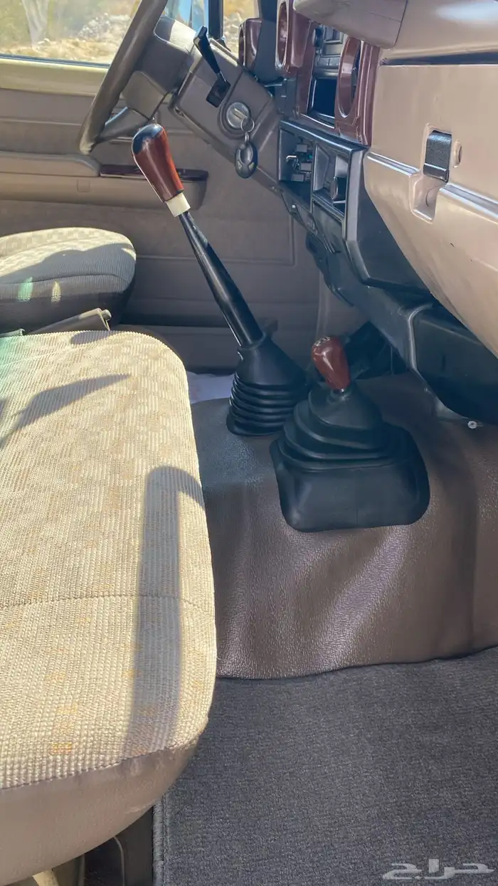 شاص 2009 رفرف بدون مكره وبدون دفلك ممشى 181 الف حقيقي وكالة 25