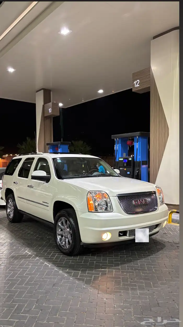 جمس دنالي ملكي 0