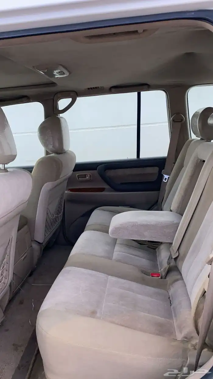 لاندكروزر 206 10