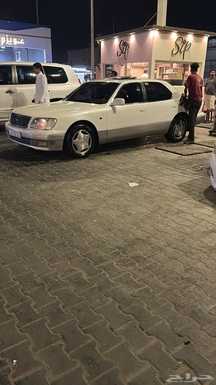 لكزس LS400 مجدده 2000 1