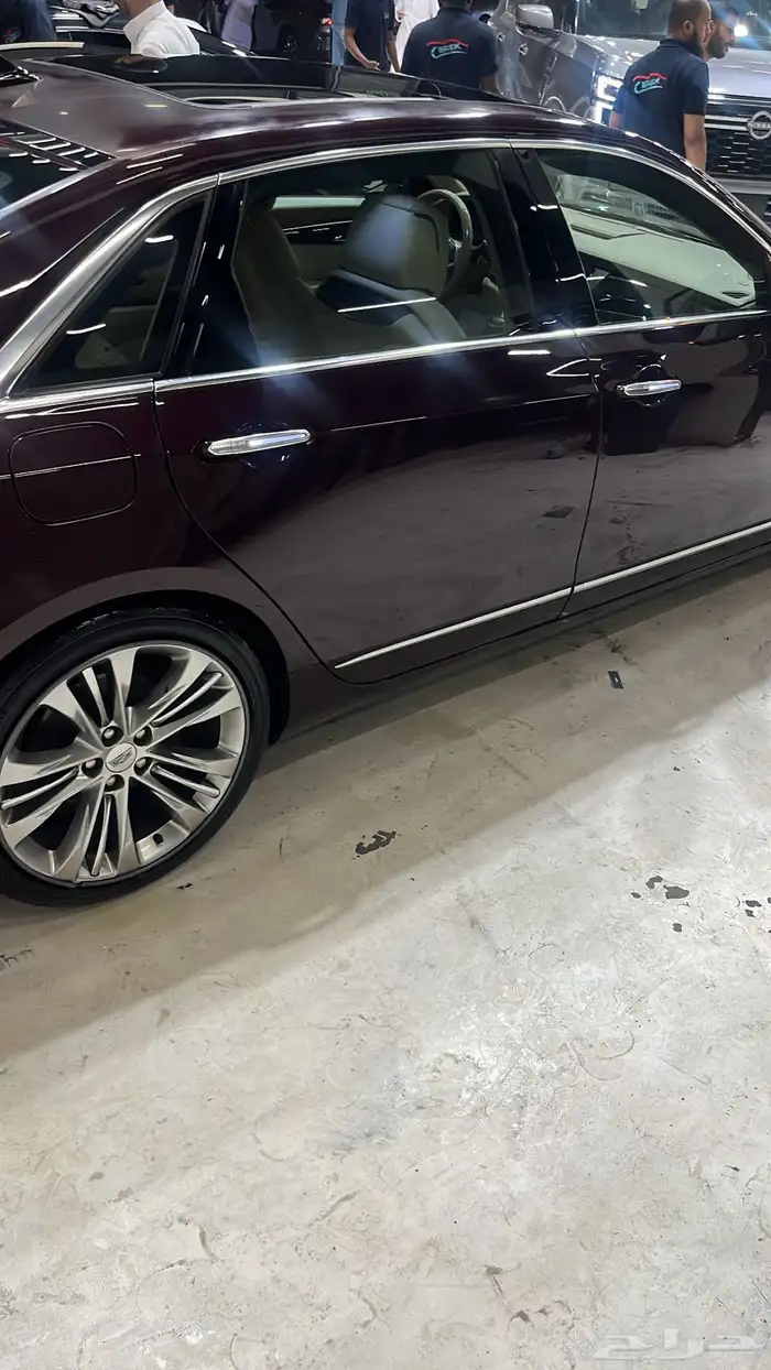 كاديلاك CT6 1