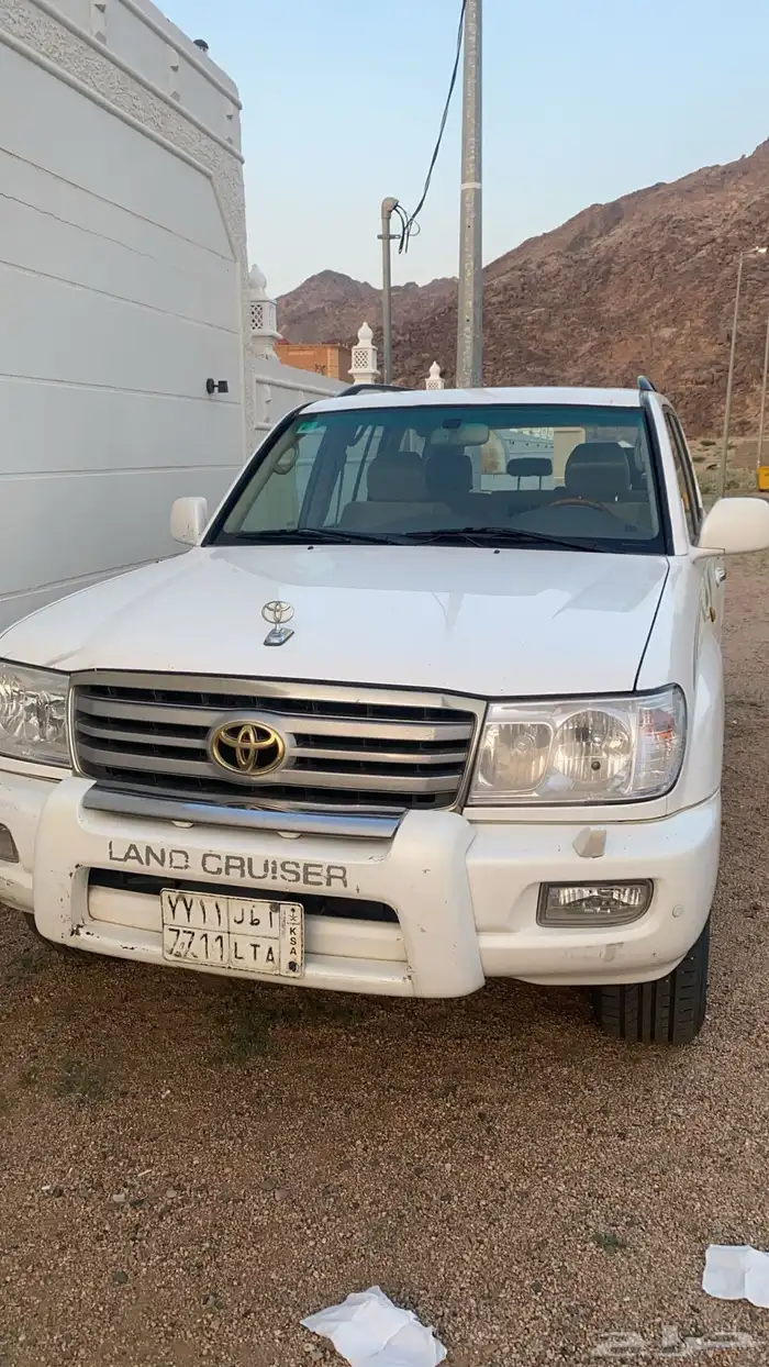 لاندكروزر 206 0