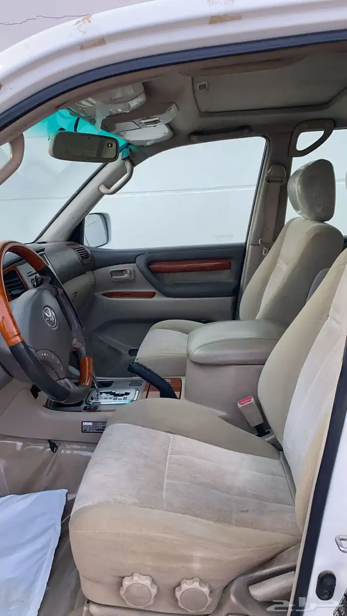 لاندكروزر 206 3