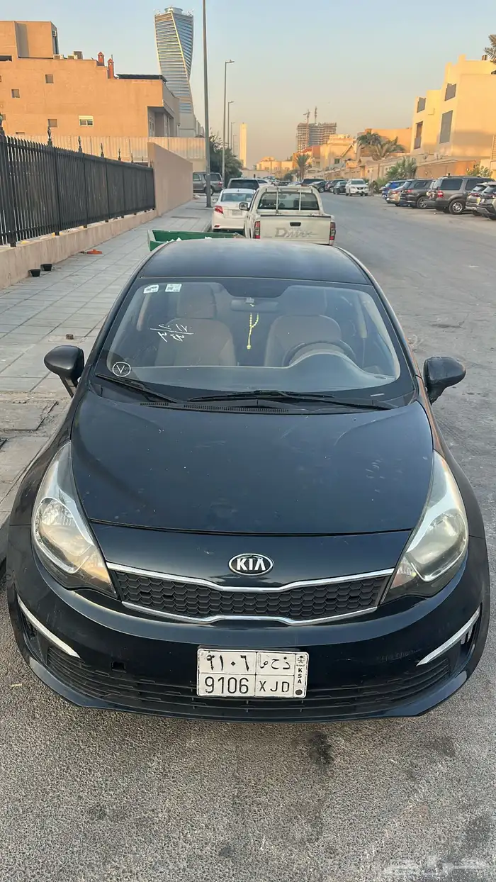 كيا ريو للبيع 4