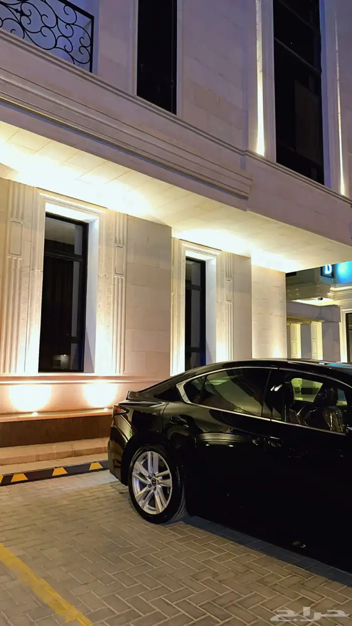 لكزس is 2024 - مالك أول شبه جديد 1