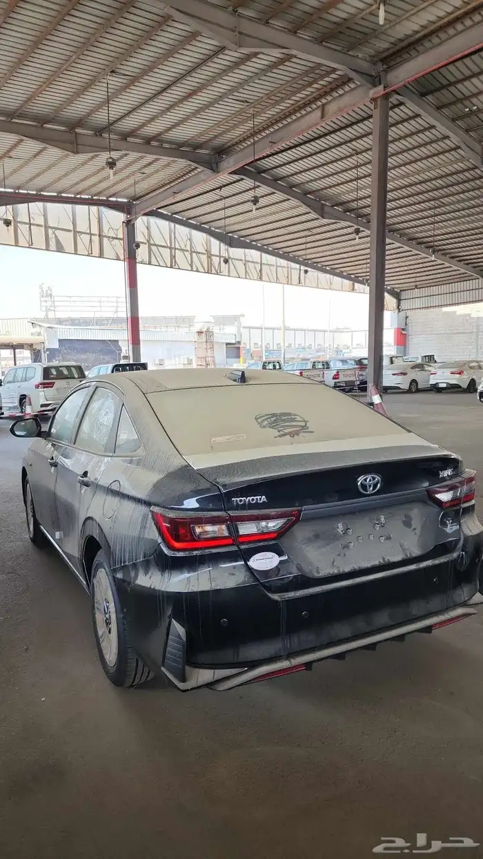 تويوتا يارس واي بلس اسود 2026 5