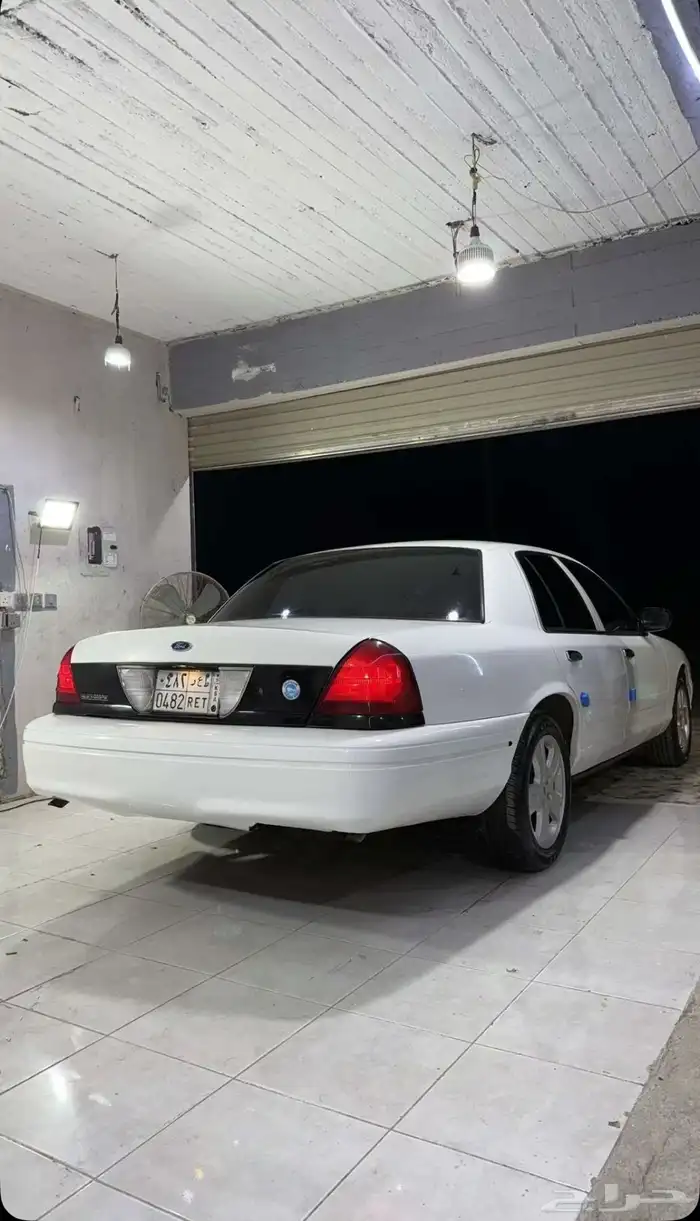 فورد فكتوريا بوليسي 2