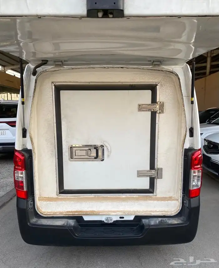 نيسان أورفان ثلاجة 2021 7