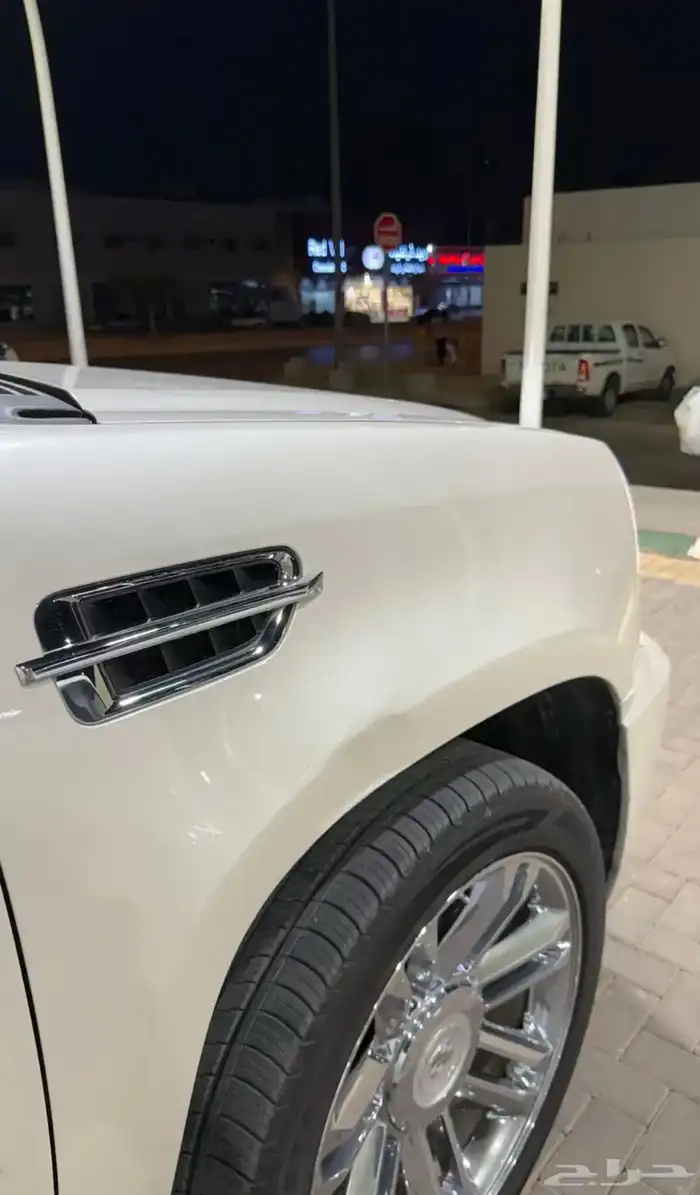 كاديلاك 2012 بلاتينيوم لؤلؤي 8