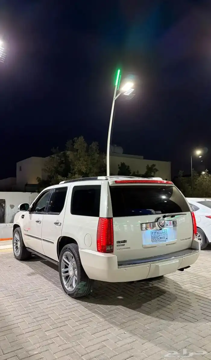 كاديلاك 2012 بلاتينيوم لؤلؤي 3