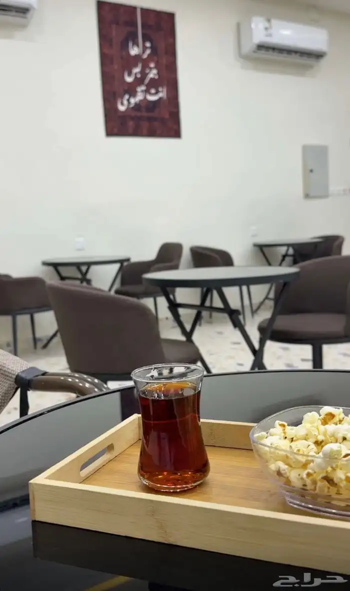 محل شاهي للتقبيل 8