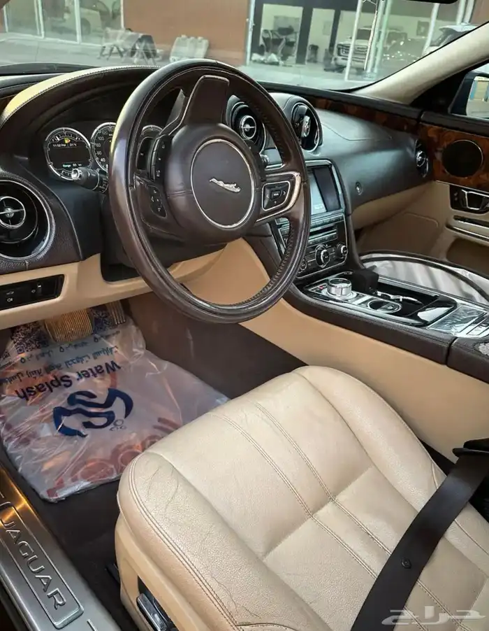 جاكوار XJ LUXURY 2016 مستعملة للبيع 0