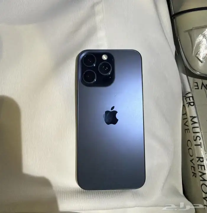 ايفون 15 برو ماكس 256 قيقا كحلي نظيف 0