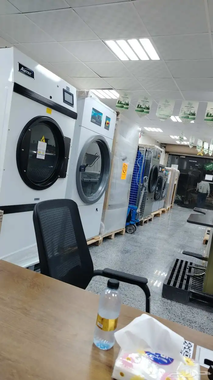 غلايات كهرباء ايطالية غسالات ونشافات و رولات كوي الشراشف 9