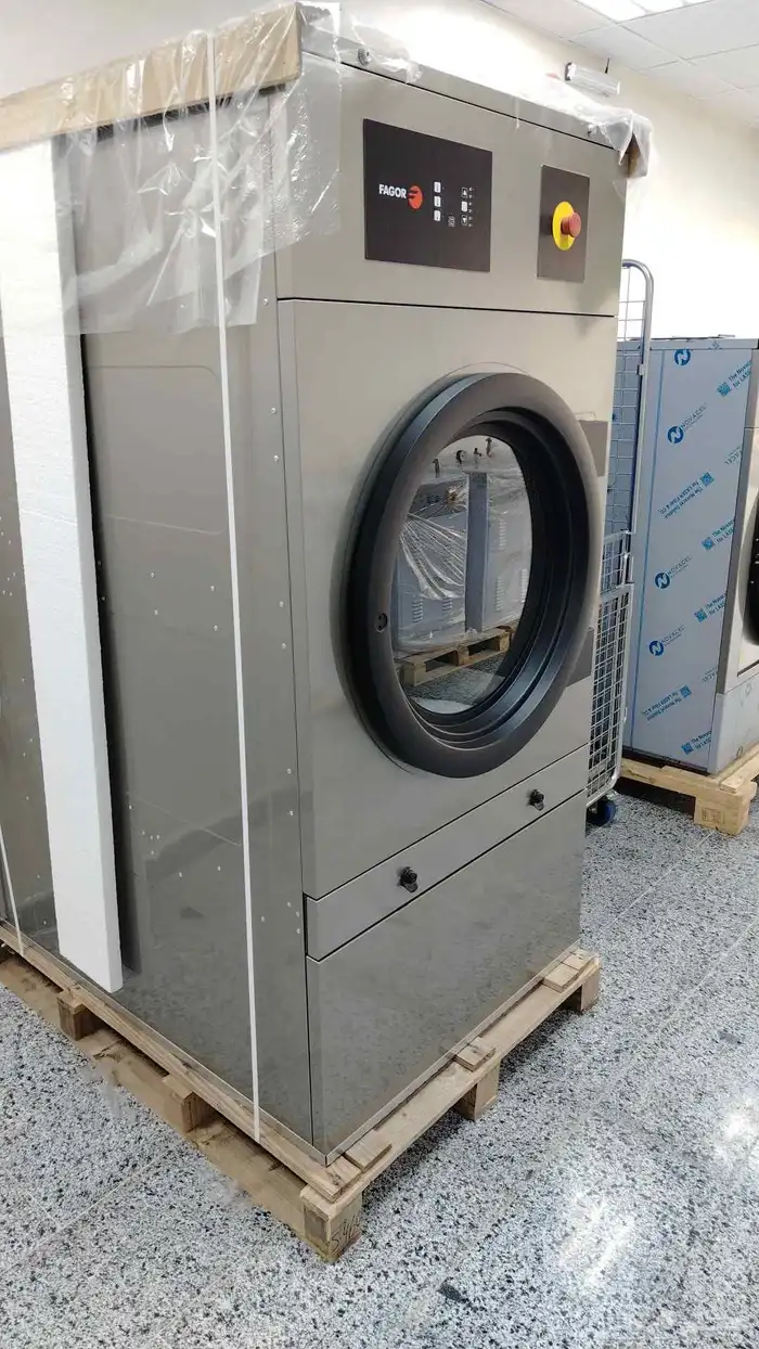 غلايات كهرباء ايطالية غسالات ونشافات و رولات كوي الشراشف 2