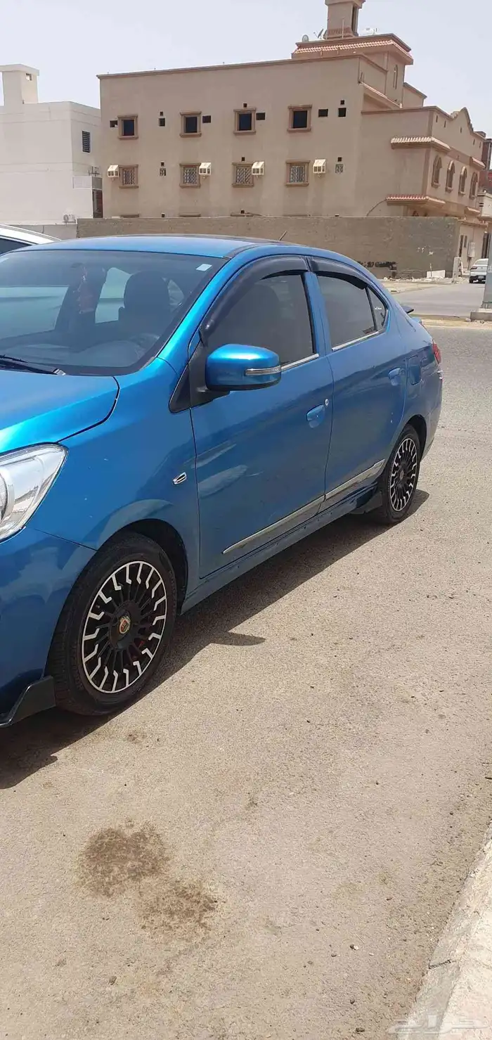 سياره للايجار الشهري 0