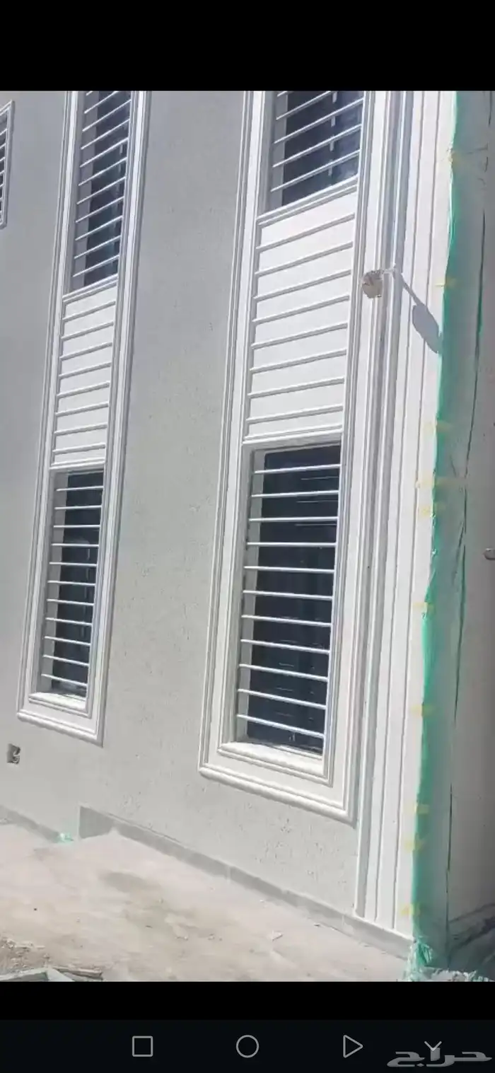 معلم ديكورات خارجيه مع اسمنت بديل الحجر 0