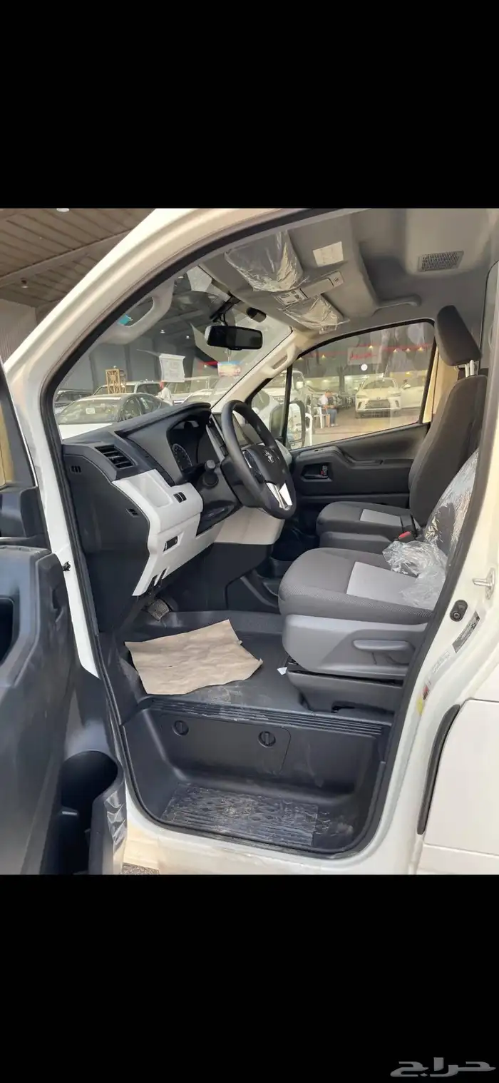 تويوتا هايس2025 ديزل ركاب قير عادي متوفر تماتيك سقف عالي 8