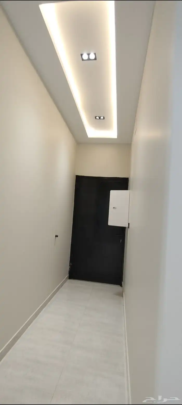 للبيع شقق ارضية وارواف علوية موقع مميز تشطيبات فاخرة 10