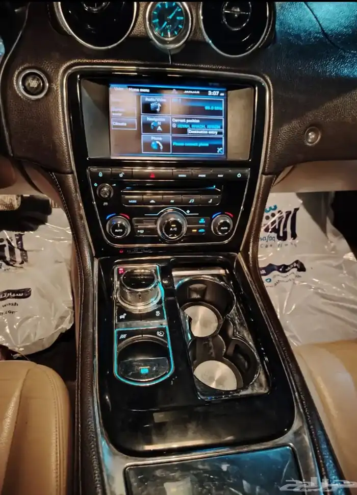 جاكوار XJ LUXURY 2016 مستعملة للبيع 1