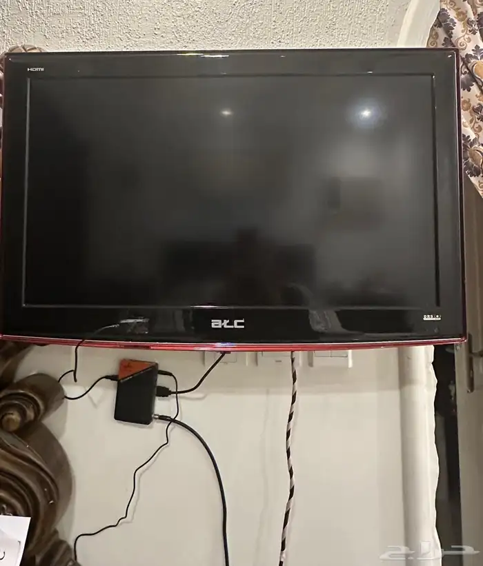 تلفزيون ورسيفر وأدوات رياضية للبيع 0