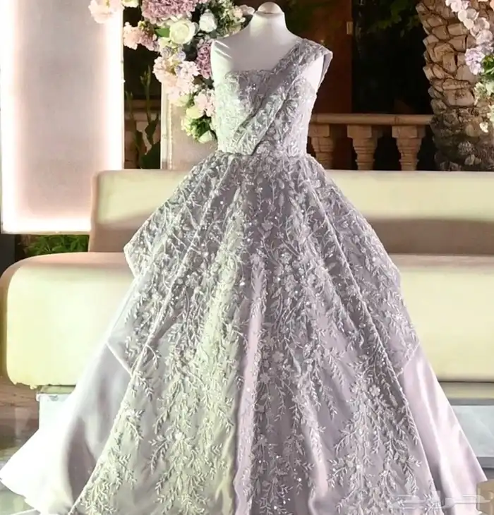 فستان شك وتطريز 0