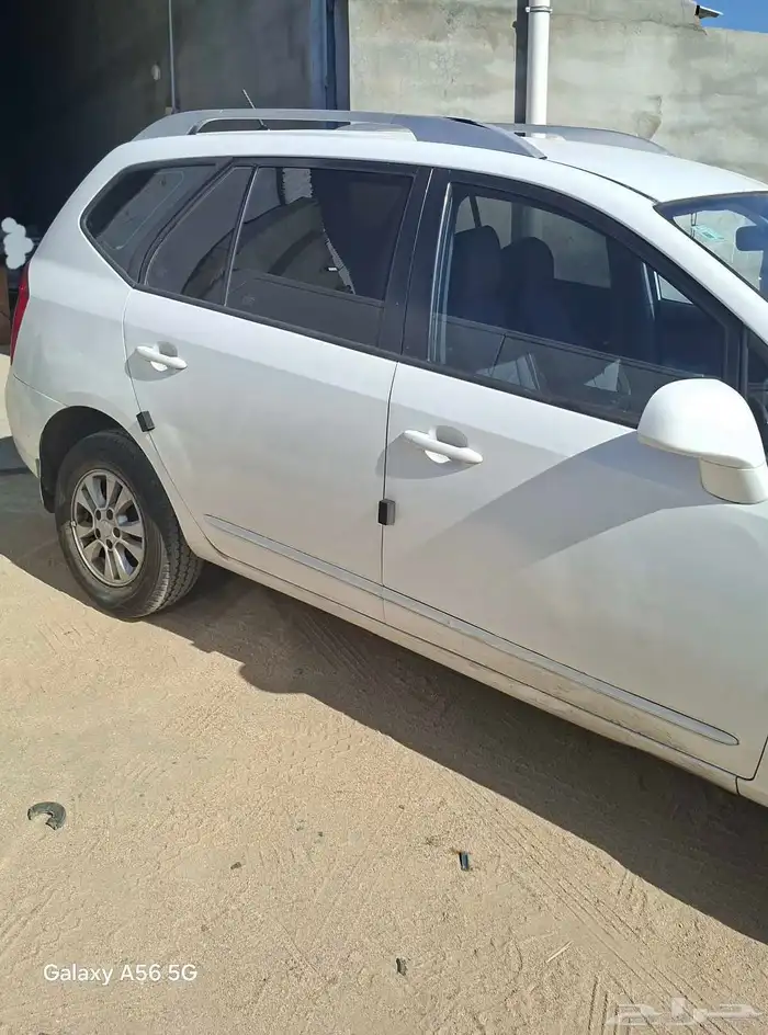 كيا كارنز 2013 2