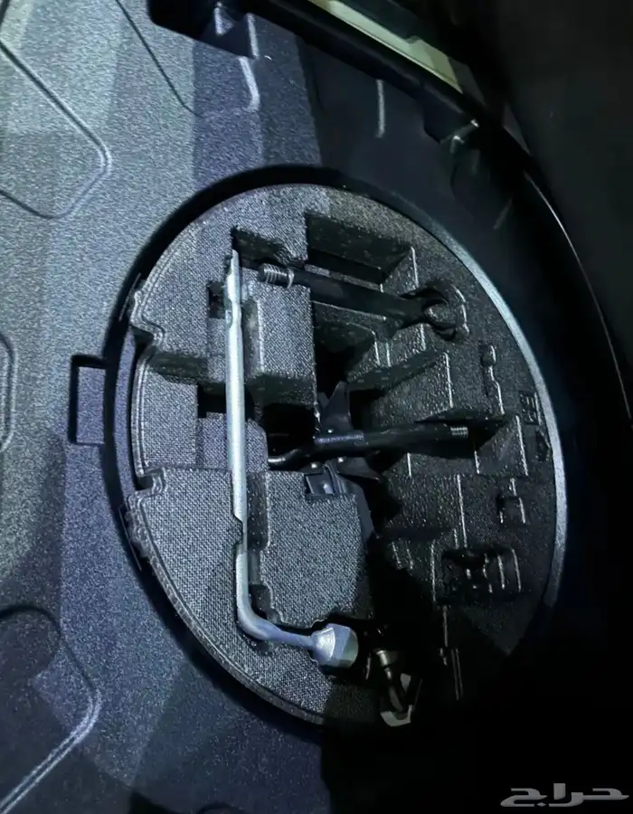 لكزس ES300 موديل 2019 هايبرد نضيف 16