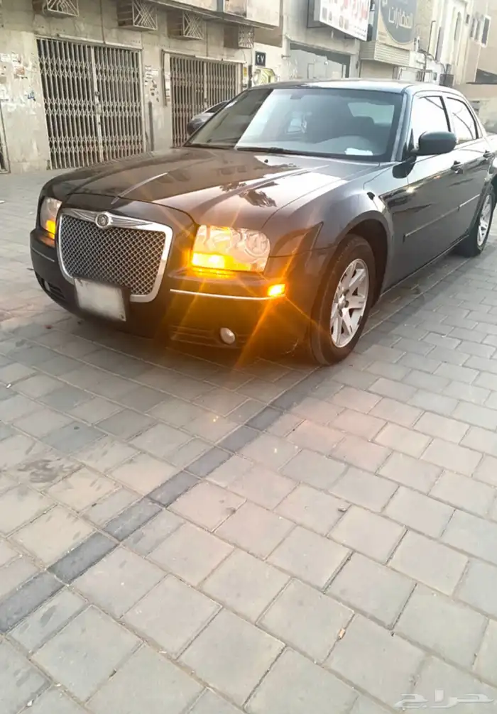 دوج كرايسلر نظيف مع اللوحه ددد 924 1