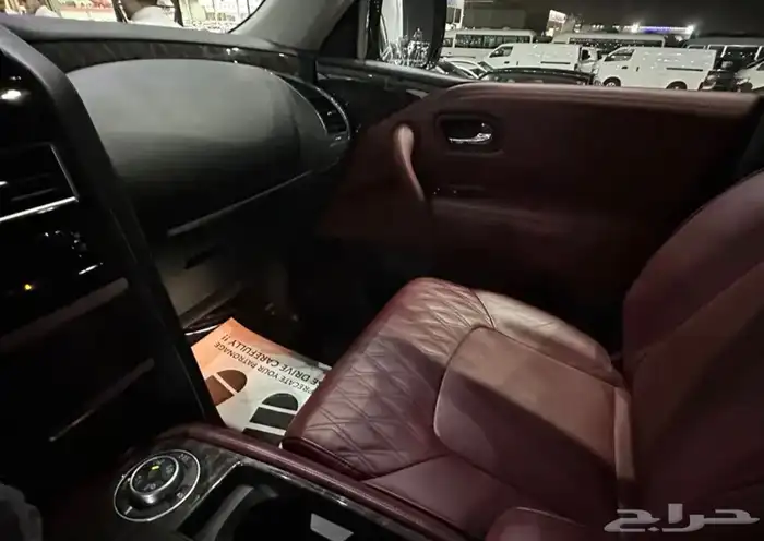 نيسان باترول بلاتينيوم موديل 2023 فل كامل نضيف جدا 11