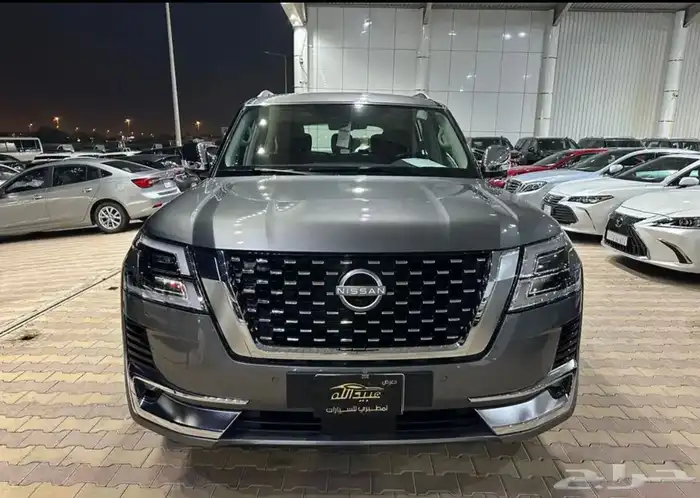 نيسان باترول بلاتينيوم موديل 2023 فل كامل نضيف جدا 2