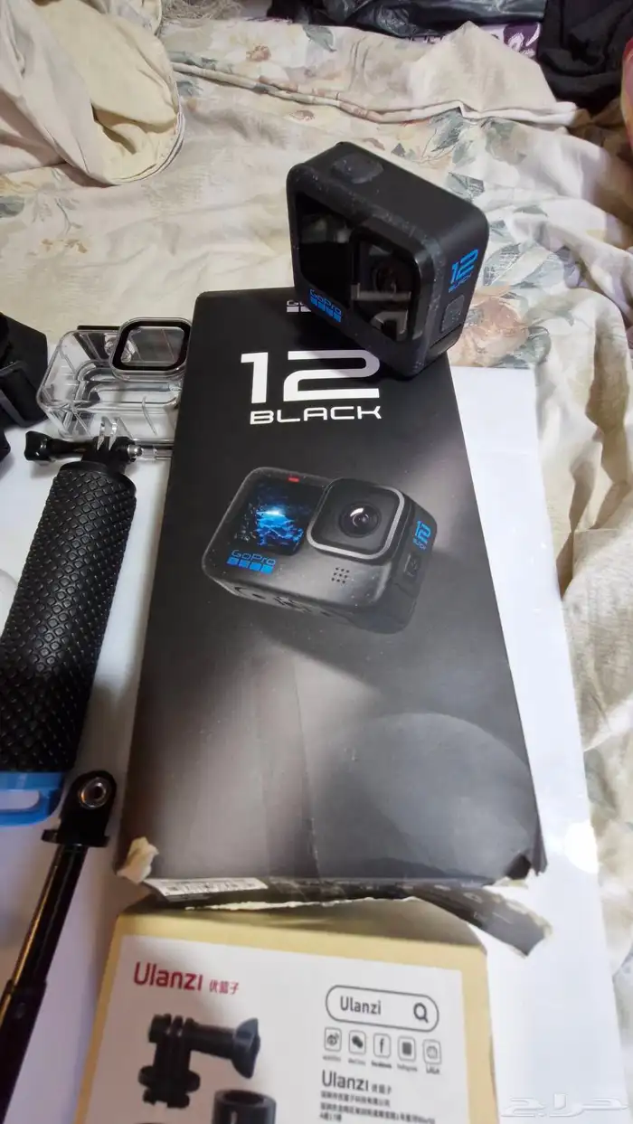 كاميرا الاكشن جوبرو هيرو 12شبه الجديد مع مجموعه اكسسوارات 4