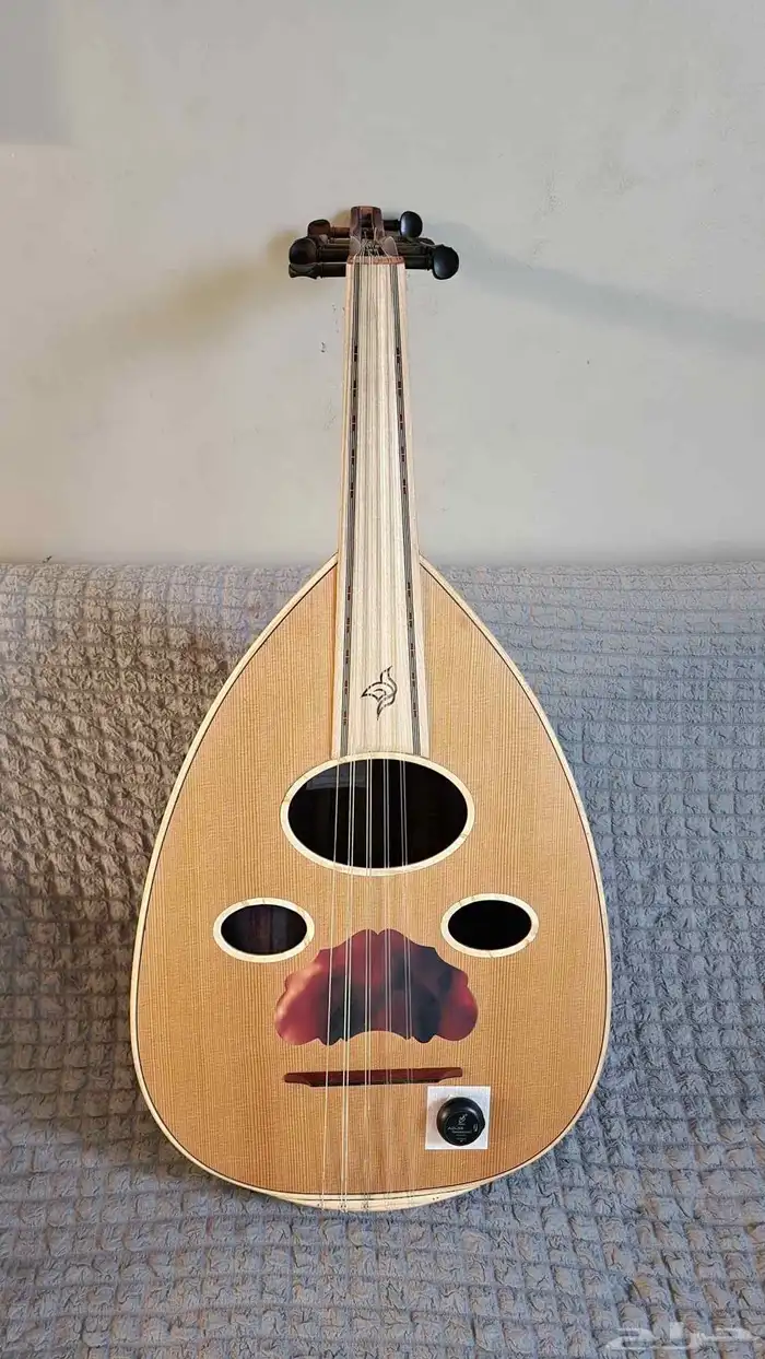 آلة موسيقية - عود 0