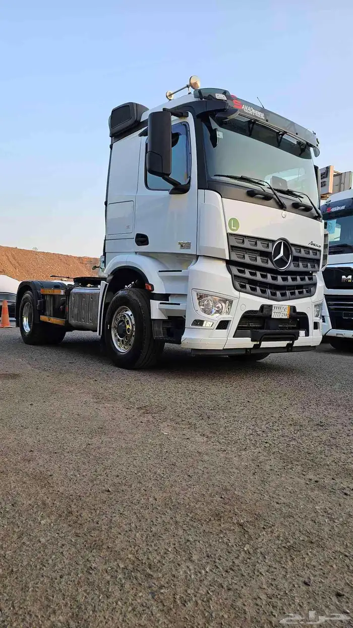 شاحنة مرسيدس أروكس موديل 2019 - دبل عكوس 9