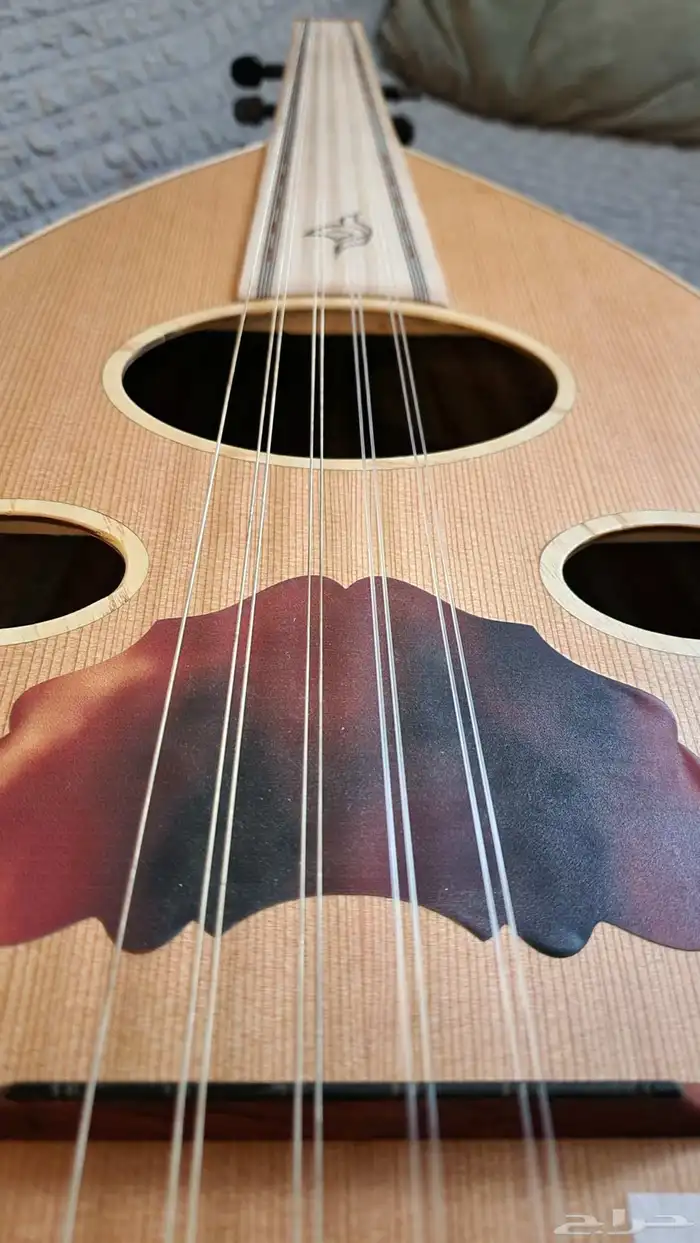 آلة موسيقية - عود 2