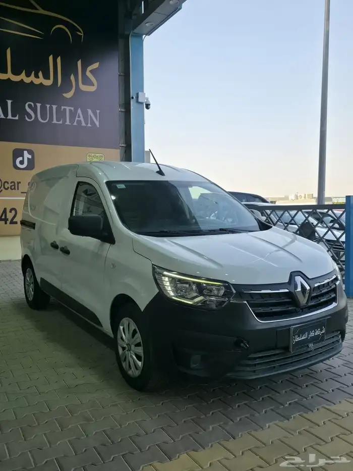 رينو دوكر ديزل 2023 1